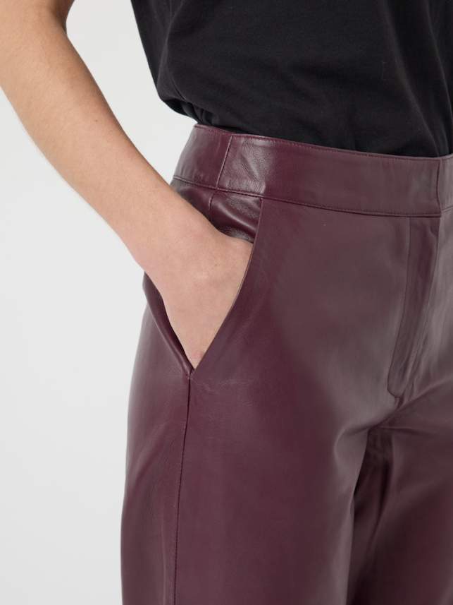Ženske pantalone Line