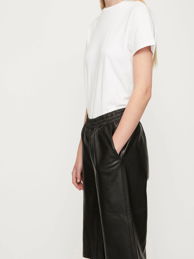 Ženske kožne bermude Paso