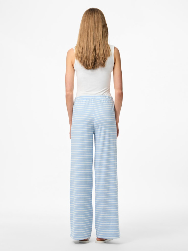 Ženske pantalone Monique