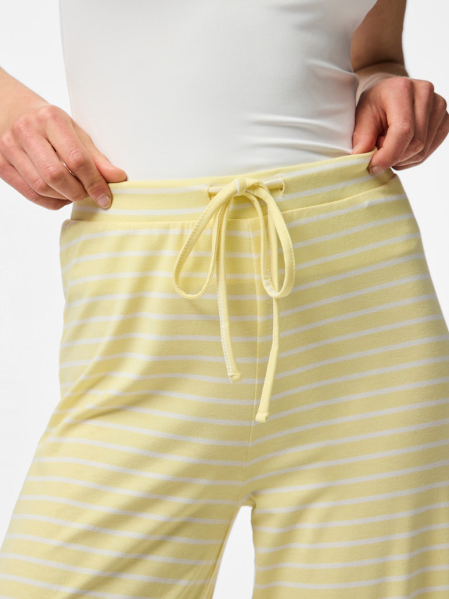 Ženske pantalone Monique