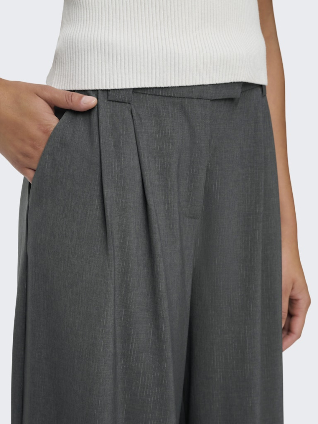 Ženske pantalone Svea