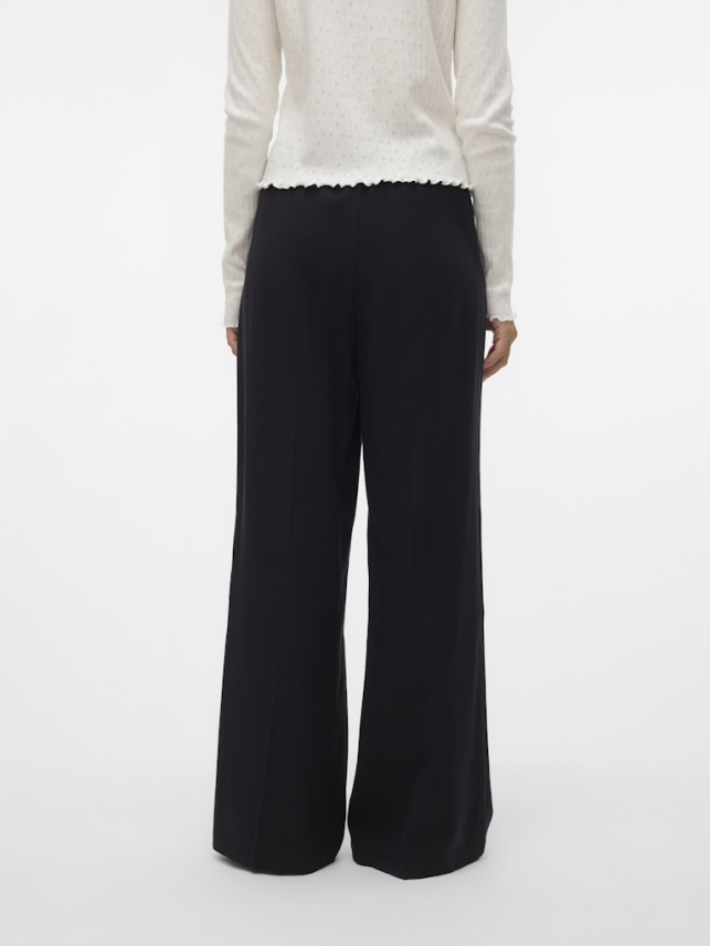 Ženske pantalone Carmen