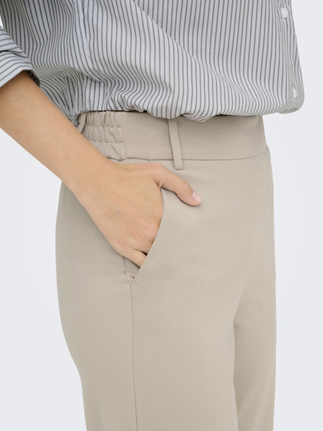 Ženske pantalone Poptrash