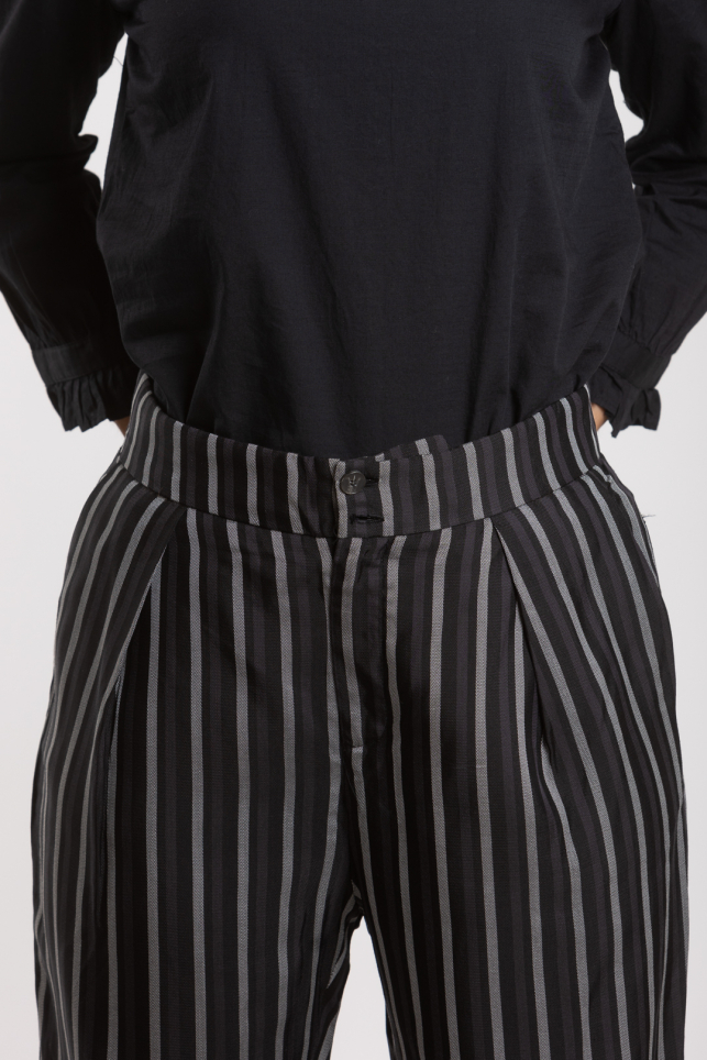 Ženske pantalone Striped Tencel